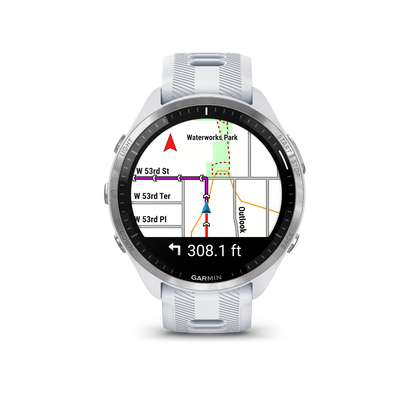 Garmin Forerunner 965 con bisel de titanio, caja de color blanco y correa de silicona de color blanco y gris polvo 