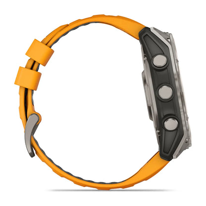 Garmin Fenix ​​8, 51 mm AMOLED Zafiro, Titanio con Correa de Silicona Naranja Brillante/Grafito (010-02905-10)