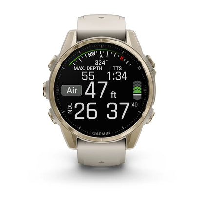 Garmin Fenix ​​8, 43 mm AMOLED Zafiro, Oro suave con correa de silicona gris niebla/arenisca oscura (010-02903-10)